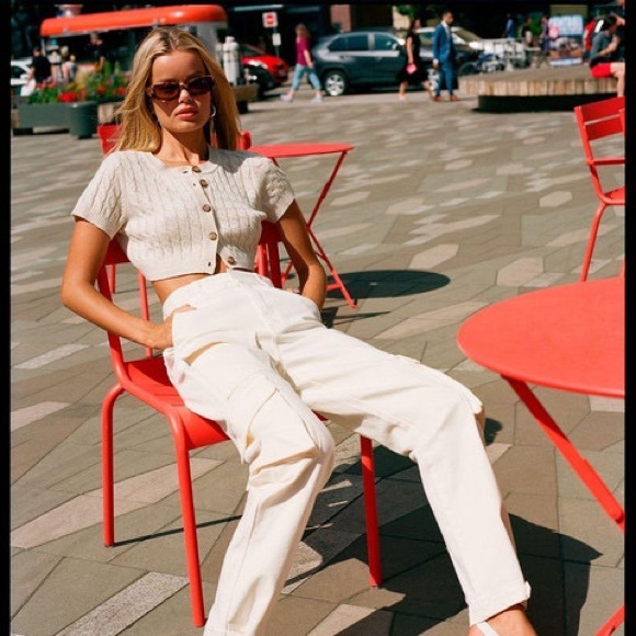 Aritzia Effie cardigan - Picture 2 of 6